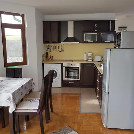 Луксозна вила Azaleya 2 Bedroom 2 Bathroom Private Pool See View