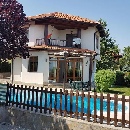 Луксозна вила Azaleya 2 Bedroom 2 Bathroom Private Pool See View